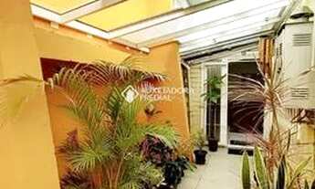 Imagem: GARDEN COM PÁTIO MOBILIADO, AO LADO DO