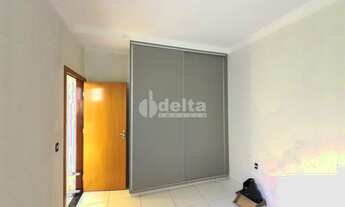 Imagem 5: Casa para aluguel, 2 quartos, 1 suíte, 1 vaga, Novo Mundo - Uberlândia/MG