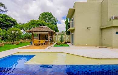 Imagem 4: Casa de condomínio sobrado para aluguel e venda tem 463 metros quadrados com 3 quartos