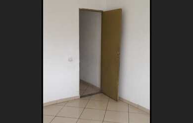 Imagem 6: Aluga-se sobrado independente em poa 1.000,00 1 mês de depósito