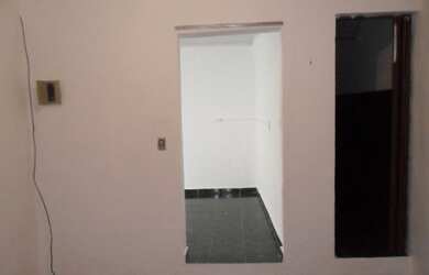 Imagem 3: Casa 2 cômodos Vila Santo Antonio - Farraz de Vasconcelos