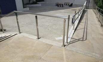 Imagem 1: Apartamento para aluguel possui 76 metros quadrados com 3 quartos em Imbuí - Salvador - BA