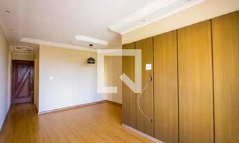 Imagem 3: Apartamento para Aluguel - Vila Luzita, 2 Quartos, 55 m2