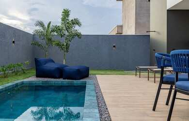 Imagem 4: Casa de condomínio para venda com 210 metros quadrados com 3 quartos em Aeroclube - Porto