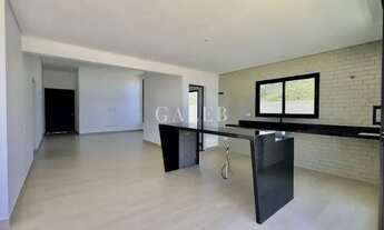 Imagem 8: Casa térrea em condomínio completa, com 3 quartos sendo 1 suíte, piscina e churrasqueira