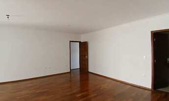 Imagem 3: Imóvel residencial, bairro próximo a área central com 5 quartos, sendo 3 Suites