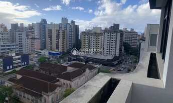 Imagem 2: Apartamento à venda no Centro: 4 dormitórios e 211 m² de área útil disponíveis!