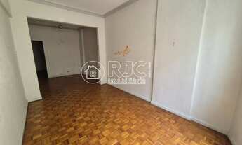 Imagem 2: Imóvel para venda possui 38 metros quadrados com 1 quarto em Copacabana - Rio de Janeiro