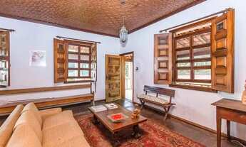 Imagem 2: Casa à venda, 5 quartos, 2 suítes, 10 vagas, Santa Amélia - Belo Horizonte/MG