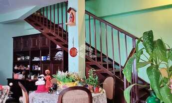 Imagem 6: Casa com 5 dormitórios e elevador no bairro Petrópolis