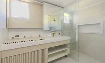 Imagem 7: Apartamento a venda Bigorrilho possui 282 m2 com 4 quartos 3 vagas garagem