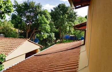 Imagem 3: Sitio com piscina em condominio fechado