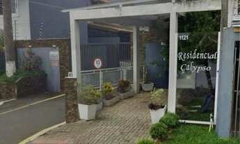 Imagem: Sobrado para Venda em Curitiba, Xaxim, 3