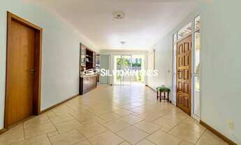 Imagem 6: Residencial Casa no Estoril com 340,00 (M²), 5 quartos e 6 vagas para Aluguel, Venda