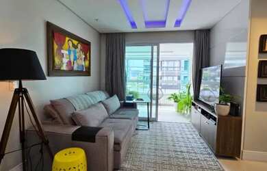 Imagem 2: Apartamento para Venda em Florianópolis, Balneário, 3 dormitórios, 2 suítes, 3 banheiros