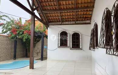 Imagem: Sobrado para venda tem 273 metros quadrados