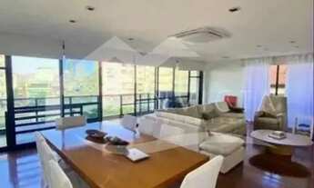 Imagem 3: INCRÍVEL APARTAMENTO DE 240m2 EM RUA NOBRE DO LEBLON!!!