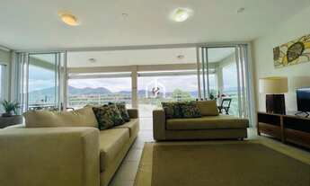 Imagem 3: Mansão mobiliada, com 17 Dormitórios sendo 15 Suítes e Piscina no Tenório em Ubatuba