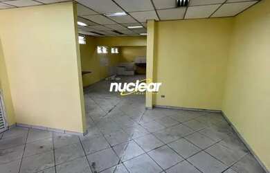 Imagem 3: Prédio comercial com 10 salas e 7 banheiros