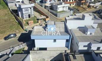 Imagem 3: Sobrado Geminado - Venda - 02 suítes - 105m2 - Semi Mobiliado - Loteamento Império do Sol