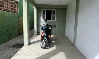 Imagem 2: Casa na região da Vargem Grande, 05 dormitórios ao todo, com 04 vagas de garagem