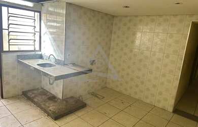 Imagem 3: Casa à venda e para alugar em Campinas, Bosque, com 6 quartos, com 204 m²