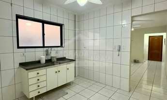 Imagem 4: Apartamento 2 dormitórios 1 suíte, 1 vaga na Guilhermina, confira na imobiliária em Praia