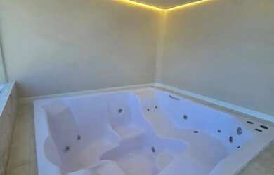 Imagem 2: Imóvel para venda com 182 metros quadrados com 3 quartos em Praia de Iracema - Fortaleza