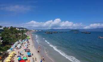 Imagem 6: Casa para venda possui 210 metros quadrados com 4 quartos