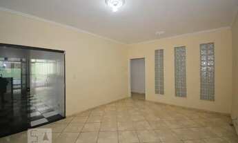 Imagem 2: Casa para Aluguel - Meier, 3 Quartos, 110 m2