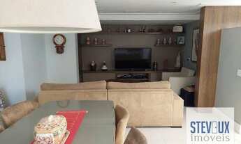 Imagem 4: Cobertura em Moema Pássaros com piscina e churrasqueira