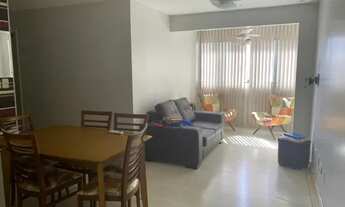 Imagem 7: Vendo apartamento impecável com 2 quartos, 1 suíte, ar condicionado e vaga de garagem