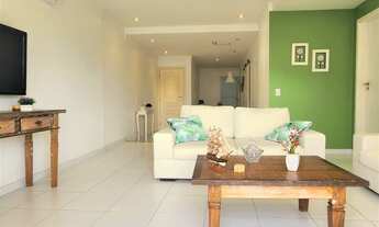 Imagem 3: Apartamento para locação anual em Pitangueiras, 03 dormitórios, com sacada e 02 vagas de g