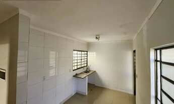 Imagem 4: Ótima casa no Vanuire com 2 dormitórios + edícula completa