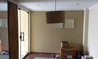 Imagem 5: Sobrado para venda possui 250 metros quadrados com 3 quartos em Bairro Alto - Curitiba - P