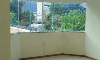 Imagem 2: Casa de condomínio para aluguel com 300 metros quadrados com 3 quartos