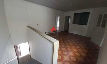 Imagem 5: Casa Assobrada 4 Dormitórios (1 Suíte), sala, cozinha, 3 banheiros, área de serviço. Vila