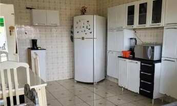 Imagem 4: Casa térrea, 2 quartos, sala, cozinha, banheiro, 2 vagas garagem, lavanderia, quintal