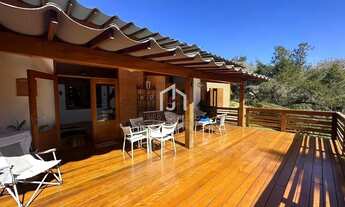 Imagem 6: Casa para venda possui 350 metros quadrados com 4 quartos em Vila inglesa - Campos do Jord