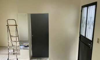 Imagem 7: Não Paga Luz,Água 40 reais. Casa de 1 Quarto,já vem com Split. Perto da Sede do Governo