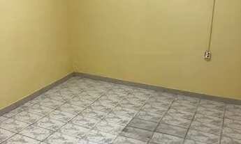 Imagem 3: Casa no São Jorge, 1 quarto, sala, cozinha, banheiro toda gradeada