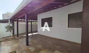 Imagem 2: Aluguel Casa SANTA MÔNICA