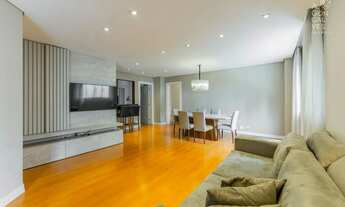 Imagem 3: Apartamento no Les Halles, 03 Quartos, 02 Vagas, Churrasqueira, Água Verde, Curitiba