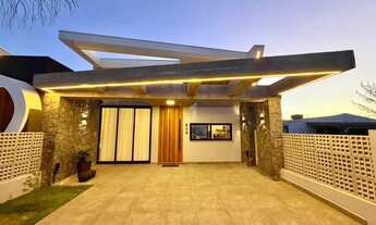 Imagem 3: Casa 03 suítes decorada poucas quadras do mar Jardim Beira Mar Capão da Canoa