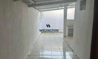 Imagem 8: Barracão no Bairro de Lourdes