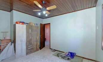 Imagem 7: Casa à venda com 3 dormitórios, 1 suíte e espaço gourmet em terreno alto