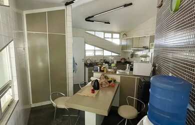 Imagem 8: Imóvel para aluguel e venda com 500 metros quadrados com 5 quartos