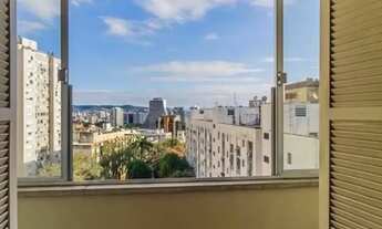 Imagem 3: Imóvel para venda possui 107 metros quadrados com 3 quartos em Centro Histórico - Porto Al