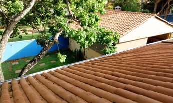 Imagem 2: Sitio com piscina em condominio fechado