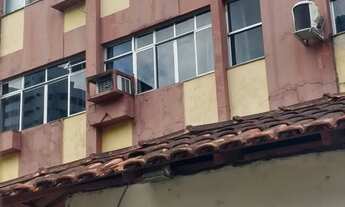 Imagem 3: Apartº 1º andar, reformado, cortinas, sprit,armario, desocupado, frente pra av. garagem